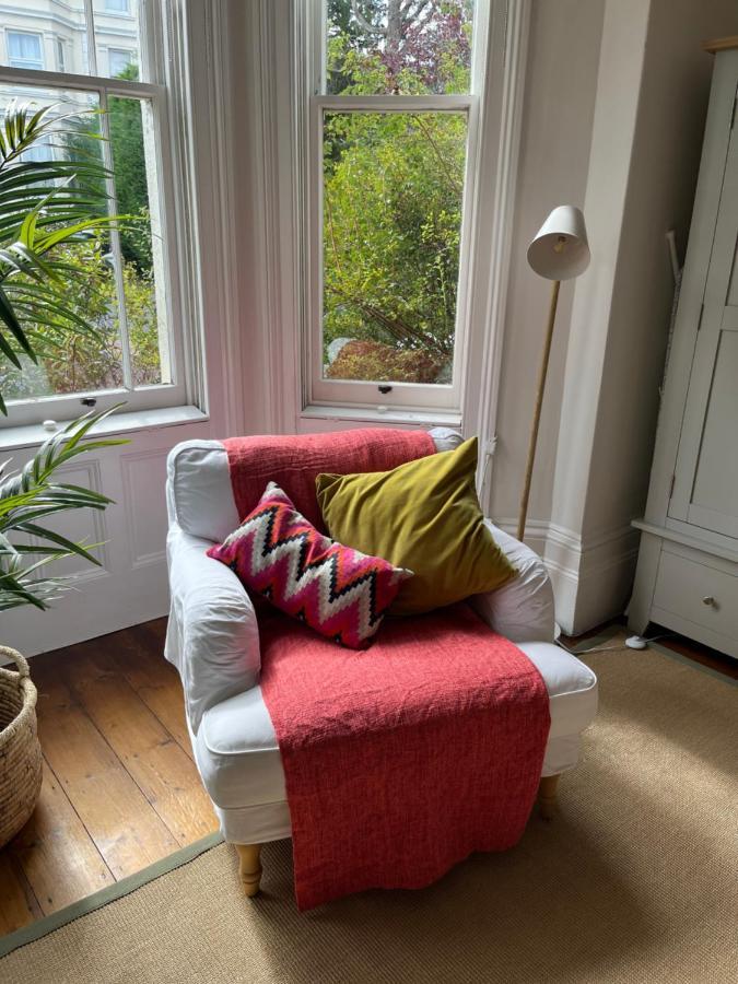 Elegant Bloomsbury Apartment In Tunbridge Wells Exterior photo